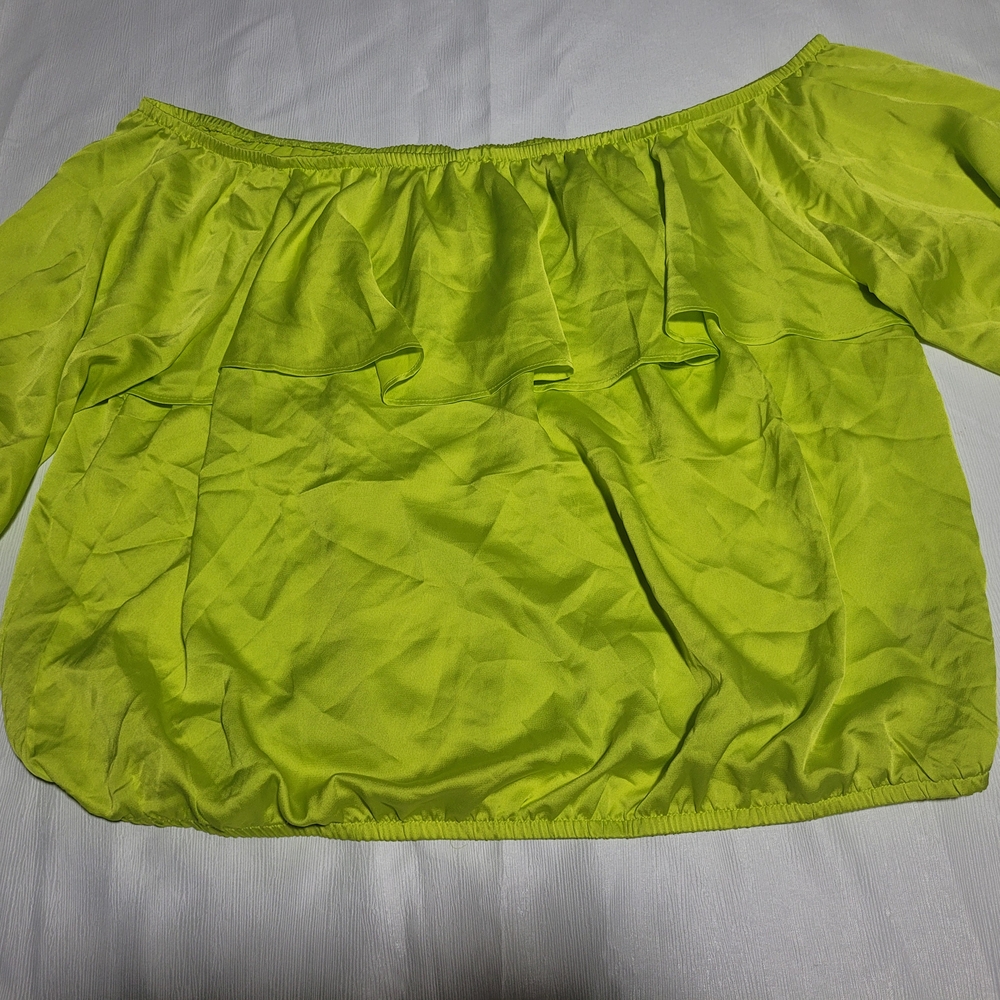 Torrid Size 3 Womens neon Off The Shoulder Ruffle Cropped Top Blouse bright